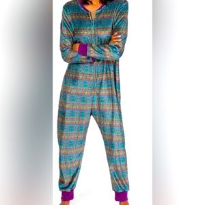 Natural life fleece pajamas size large brand new